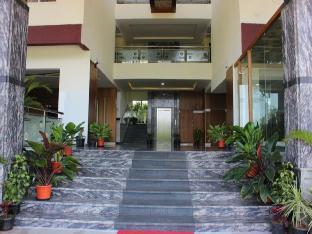 the garden asia resort mysore road