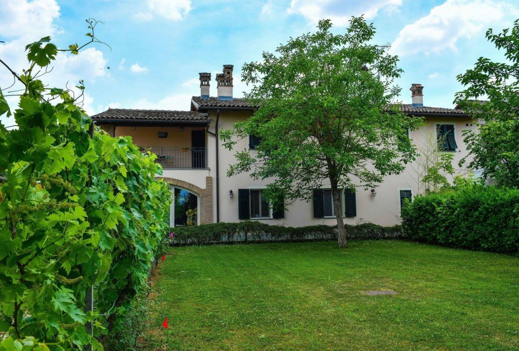 Cascina Folletto,In A Rural Location,3 star