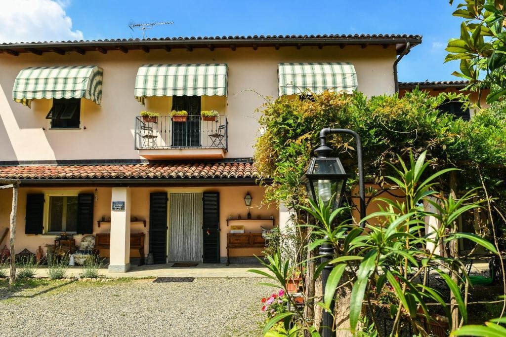 Cascina Folletto,In A Rural Location,3 star