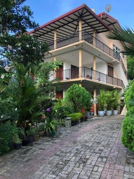 coral palm villa and apartments