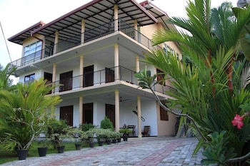 coral palm villa and apartments