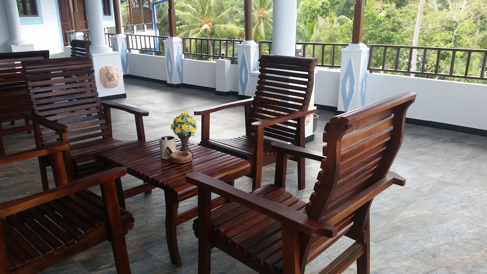 dhammika magic palace