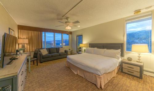 mountain chalet snowmass