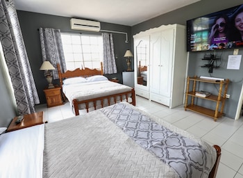 Airport Inn,Near Eco Park,3.5 star