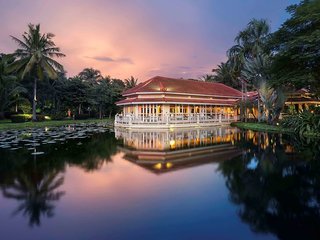 Sofitel Angkor Phokeethra Golf & Spa Resort,Sangkat Sla Kram>>Siem Reap,5 star