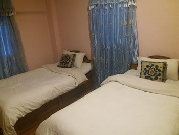 kings land hotel