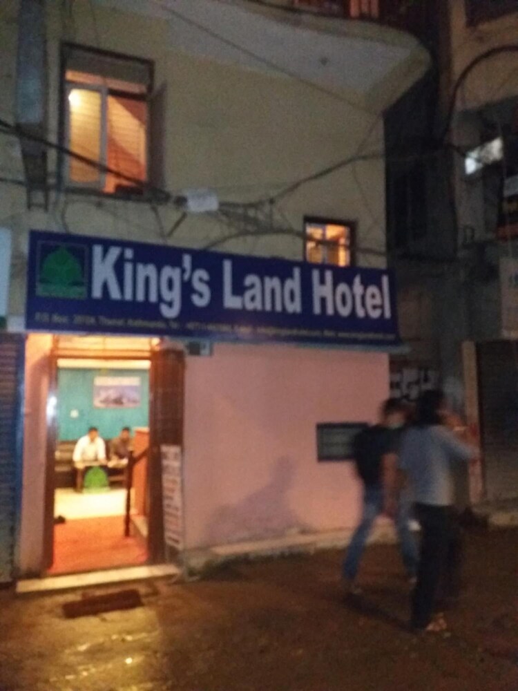 kings land hotel