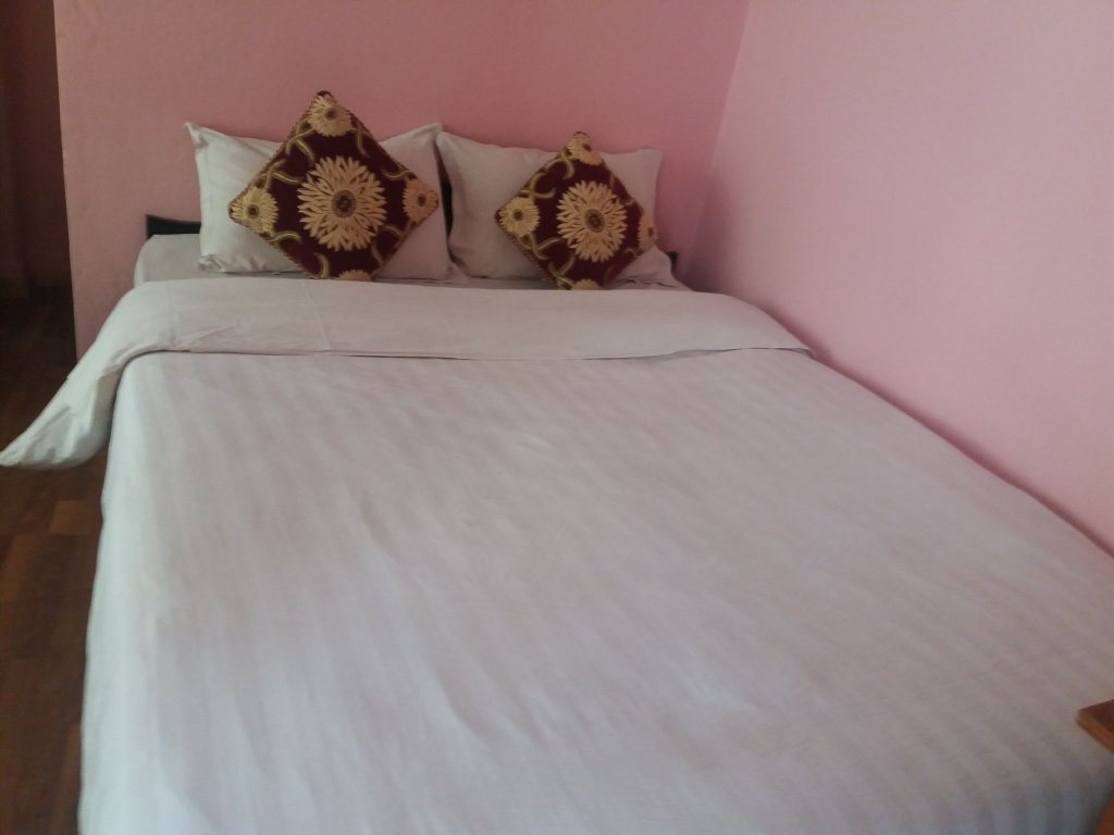 kings land hotel
