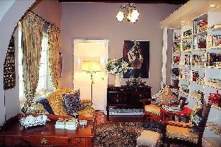La Montagne Bed & Breakfast,Near The Gallery,3 star