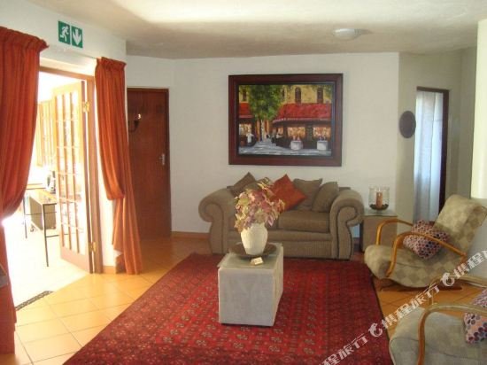 villa langa b and b