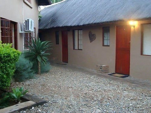 villa langa b and b