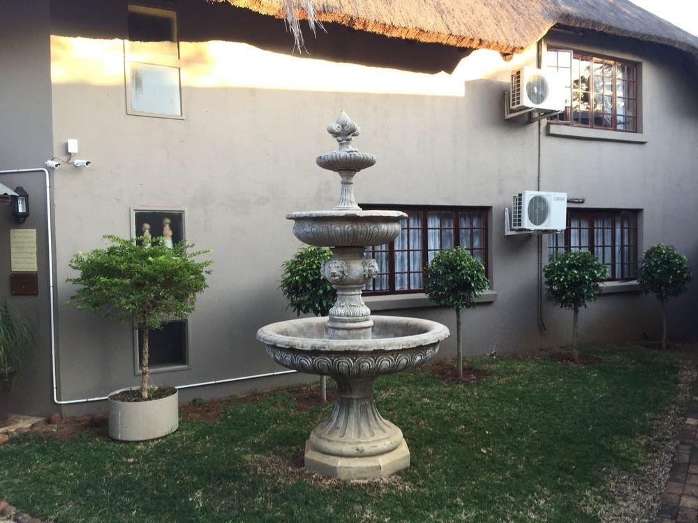 villa langa b and b