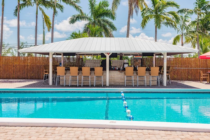 skipjack resort and marina