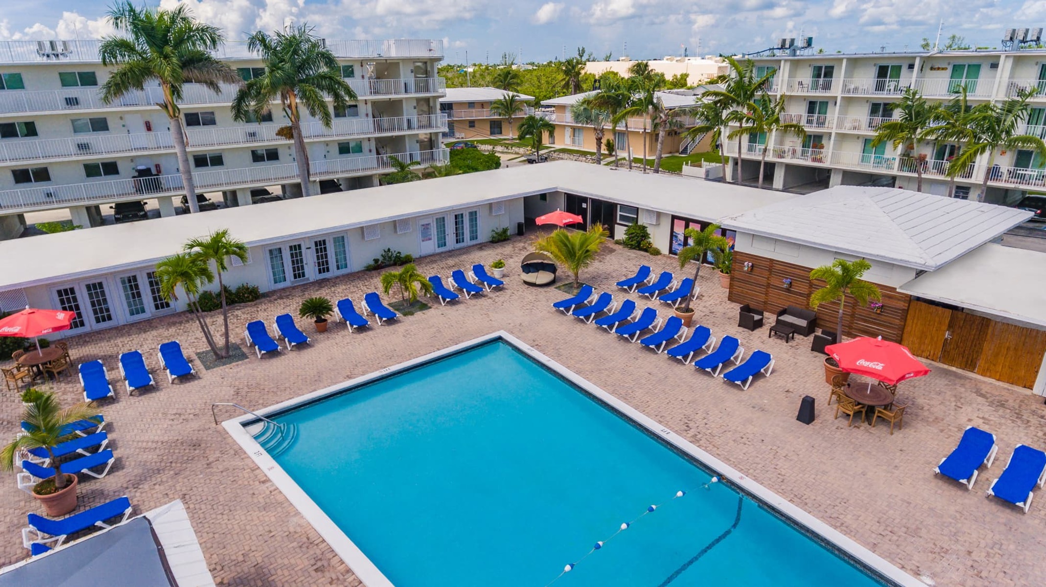 skipjack resort and marina