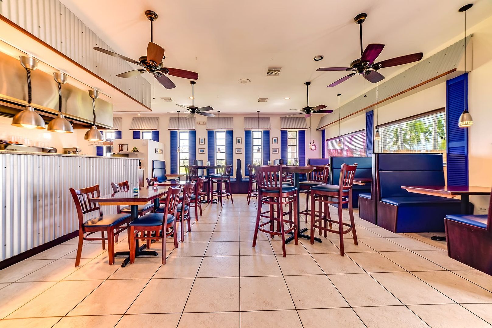 skipjack resort and marina