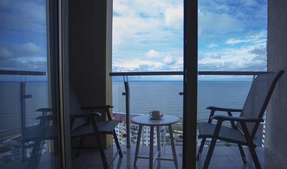 tangerine apart hotel batumi