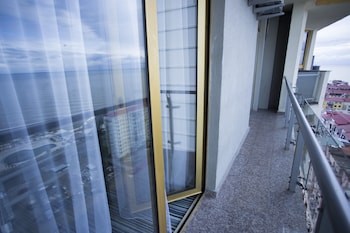 tangerine apart hotel batumi