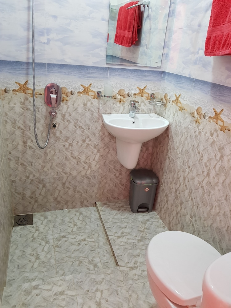 thambili island at stubbs hostel