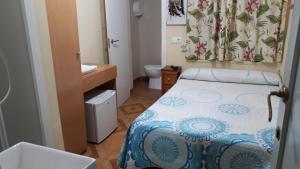 Hostal Fuentesol,Community Of Madrid>>Madrid,2 star