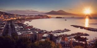 Top Floor,Piazza Garibaldi 73,4 star