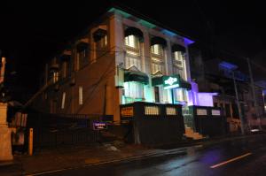 Villa 92 - City Hotel - Hostel,Near Kandy Clock Tower,3 star