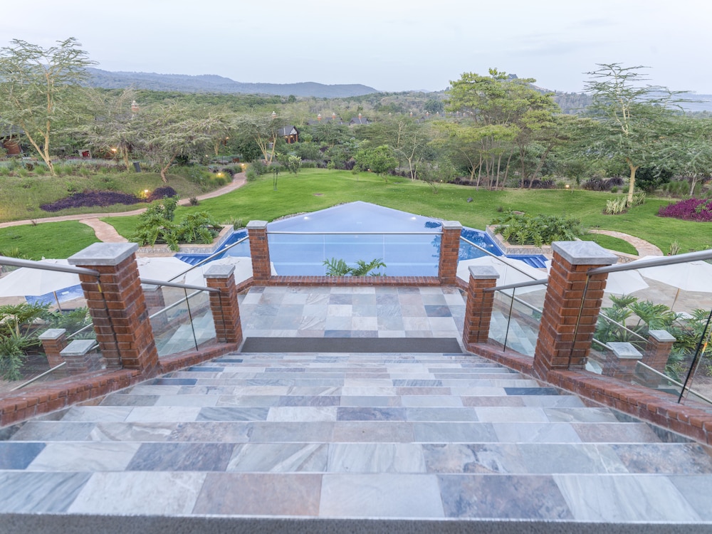 the retreat at ngorongoro