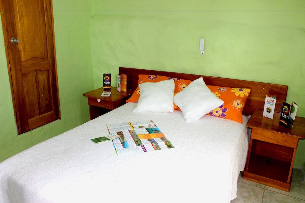 galapagos penguin hostel