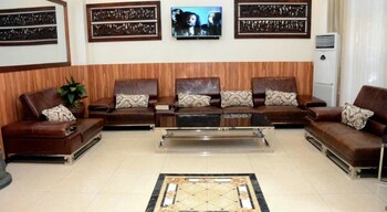 La Posh Hotel,Union Trade Center>>Kigali,3.5 star