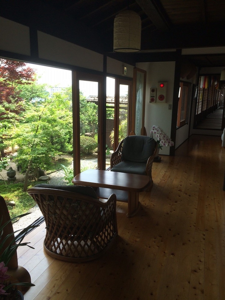 temple stay tsushima seizanji