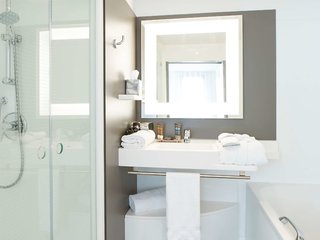 B&B Hotel Velizy Est,Meudon>>Clamart,4 star