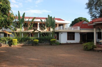 kilimanjaro safaris lodge