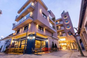 Old Port Hotel,Limassol>>Larnaca,3 star
