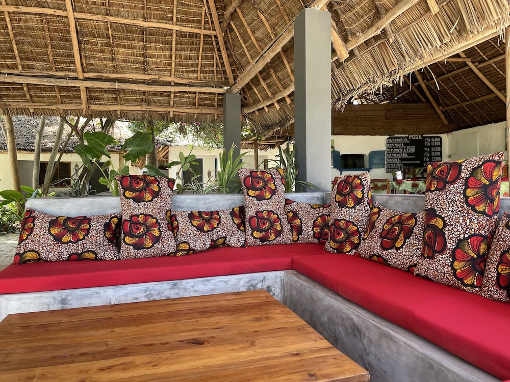 blue reef sport and fishing lodge and bungalows