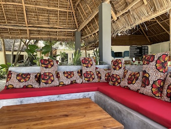 Blue Reef Sport And Fishing Lodge & Bungalows,Kusini>>Jambiani,3 star