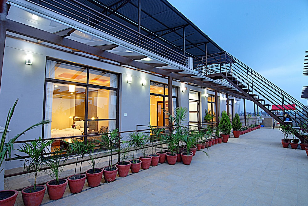 the address kathmandu hotel