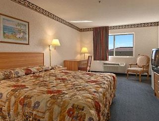 Super 8 By Wyndham Marana/Tucson Area,Marana>>Casas Adobes,2 star