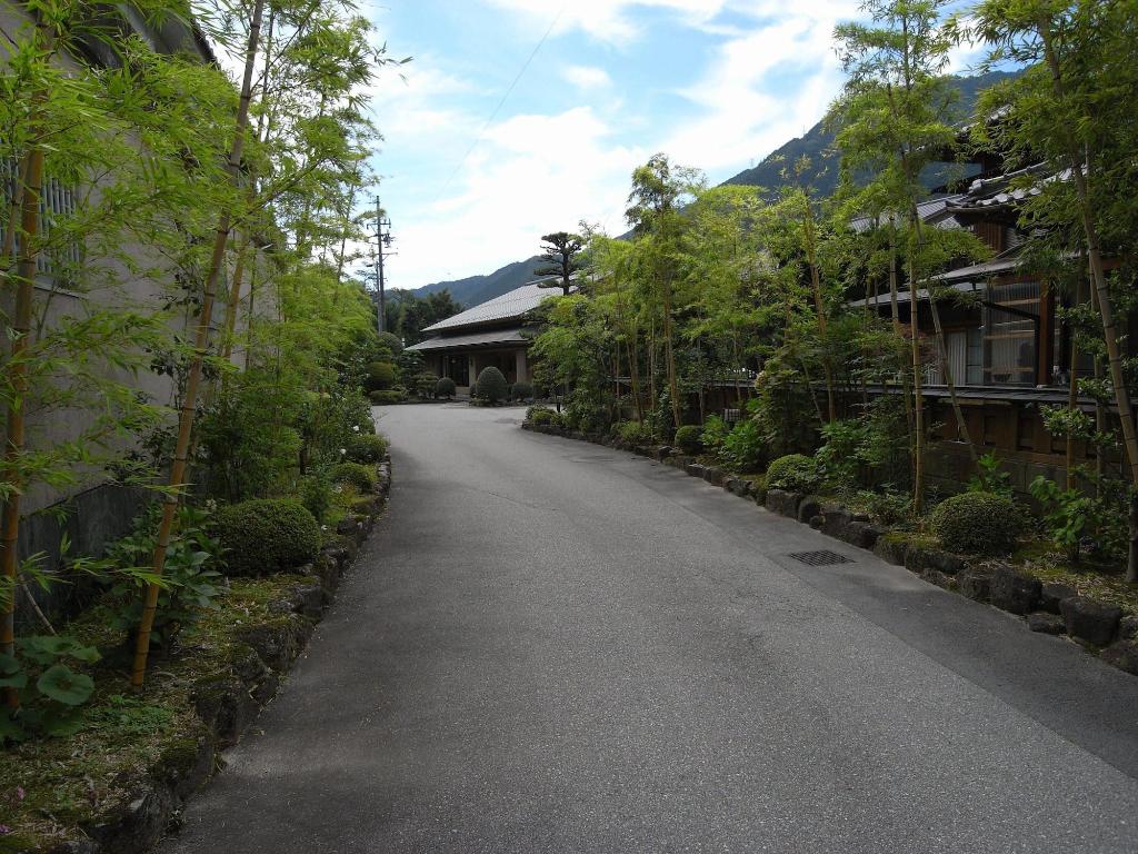 kawakamiya kasuitei