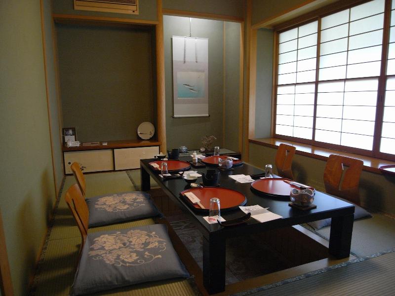 kawakamiya kasuitei