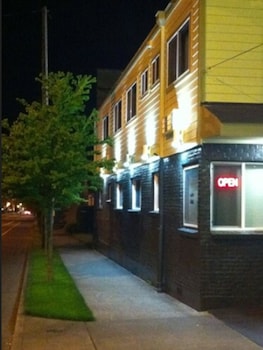 economy inn