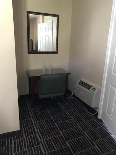 economy inn