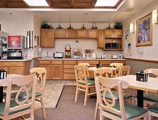Super 8 By Wyndham Ottawa Starved Rock,Oglesby>>La Salle,2 star