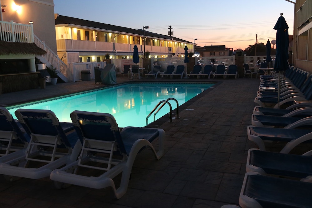 the white sands oceanfront resort and spa