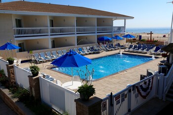 the white sands oceanfront resort and spa