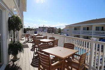 the white sands oceanfront resort and spa