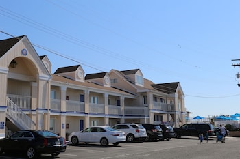 the white sands oceanfront resort and spa