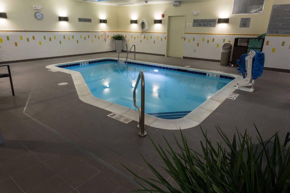 fairfield inn and suites by marriott geneva finger lakes
