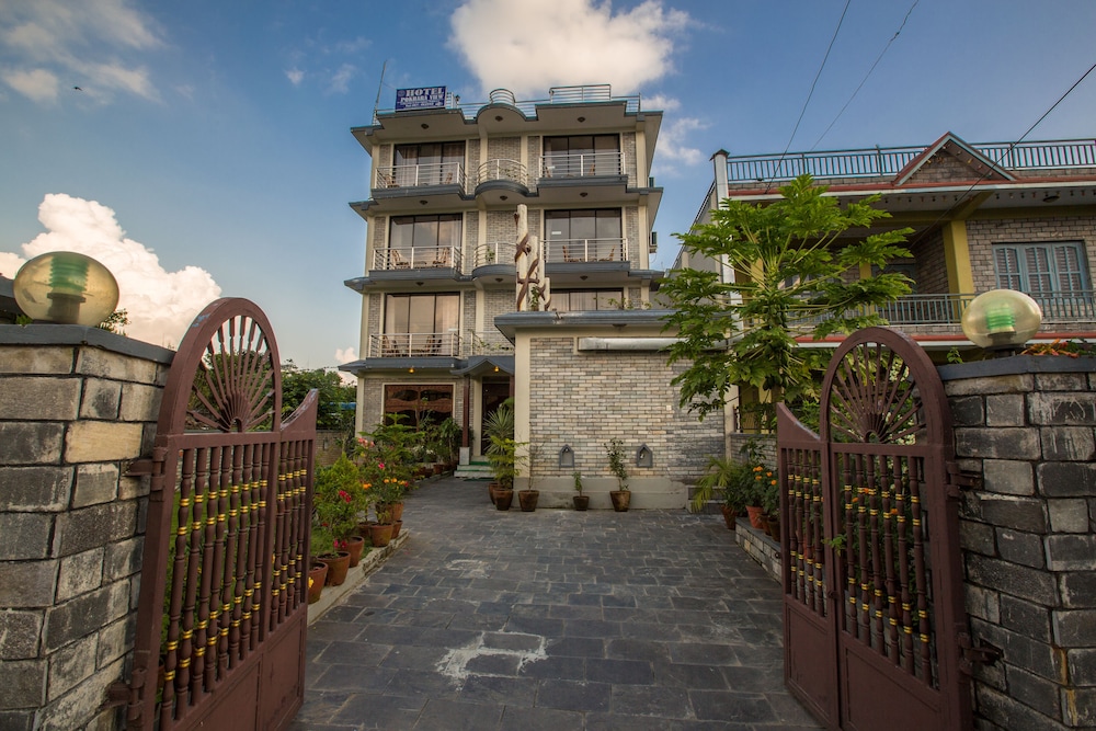 hotel pokhara view