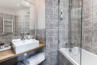 Casa Ô,Île-De-France>>Paris,1 star