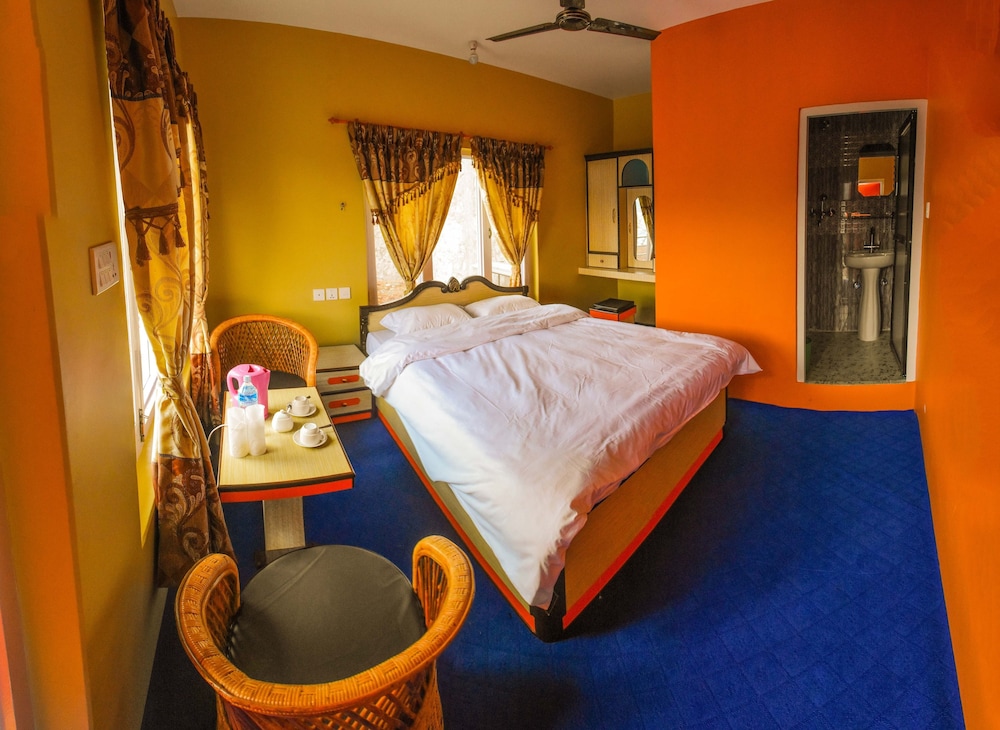 hotel seven lake paradise