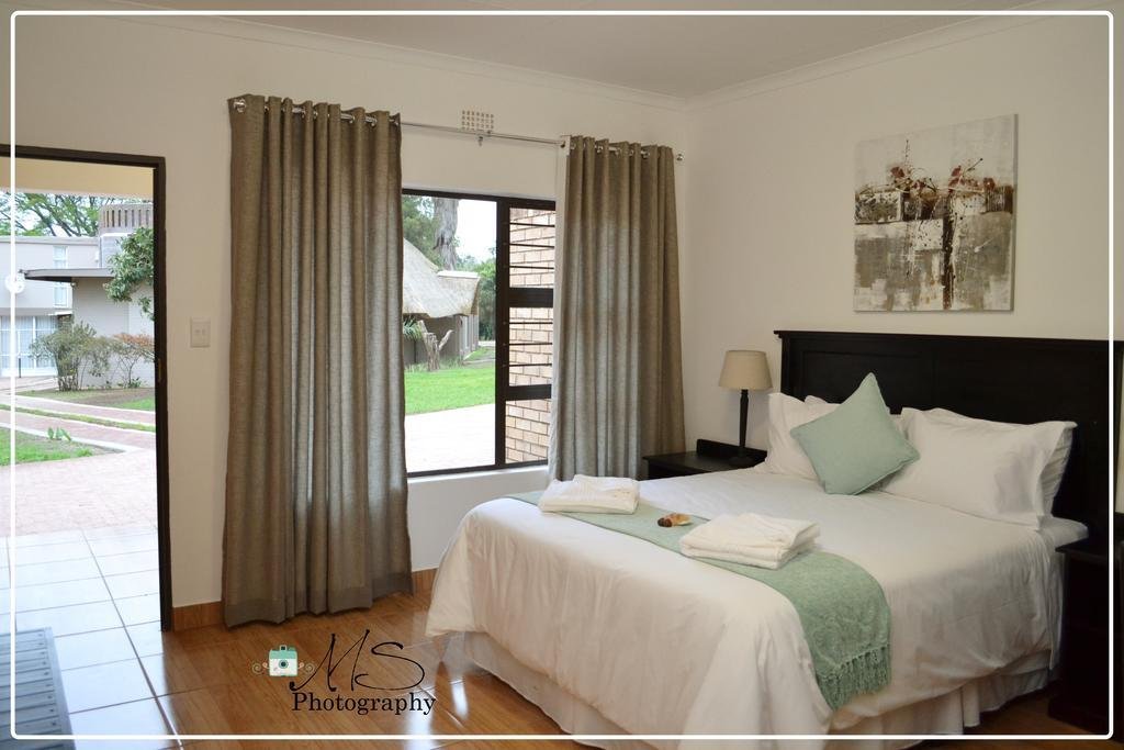 b at home guesthouse piet retief